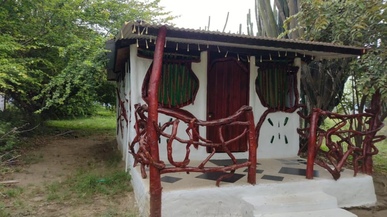 El Penon De Constantino - Tatacoa Hotel Villavieja Buitenkant foto